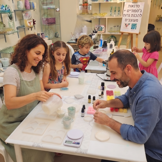 #סדנאותמשפחה #סדנאתנרות #סדנא #סדנאיצירה #סדנאותאמאובת #הכנתנרות
